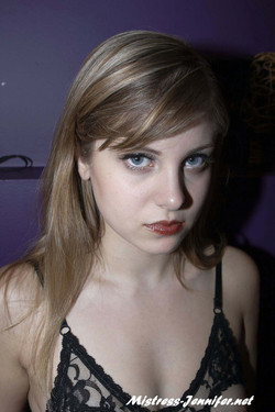 mistress-jennifer/beatballsblue_02.jpg