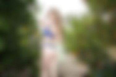 Emily Bloom BIM/BIM/2017-01-13 Fruitiful/Emily003_extra.jpg