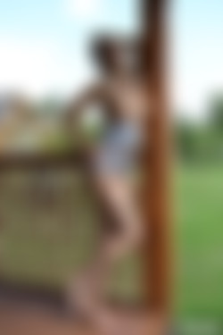 [ave] 2015-09-24 Sanita - Neighbour/026.jpg