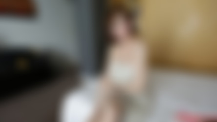 HelloLadyboy.com 6 (01.2016)/1Yuri2_Date/yuri2_date_006-by-am.jpg