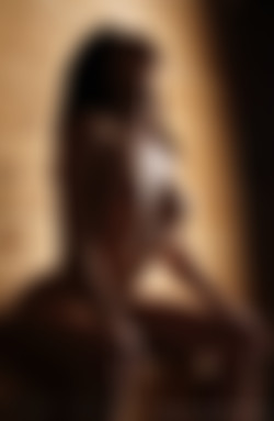 elizarosewatson/Images/1412x2160_4a7793bf3af4f78b550b597030349f709652255e2776e866bbc.jpg