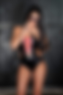 [photodromm.com] 2016-05/[photodromm.com] - 2016.05.22 - Sophie - The Hangar II (x46) 2000x3000/04l.jpg