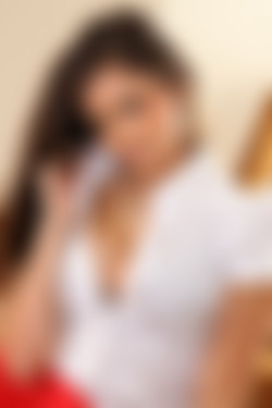 Only Secretaries In Suits 12.01.2012 - 26.12.2012/29th January 2012/Louisa Marie_eday1m0b/zjk_0039.JPG