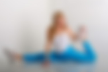 ShinyAmateurs.com - Photos (687 - 834)/637 - Christina/012.jpg