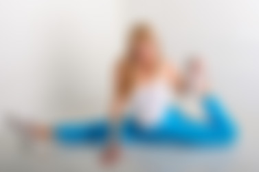 ShinyAmateurs.com - Photos (687 - 834)/637 - Christina/013.jpg