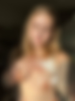 [OnlyFans.com] ZoeyUSO - Site Rip/Images/0f4df3ad-3828-4239-b2fd-f355bbc03929.jpg