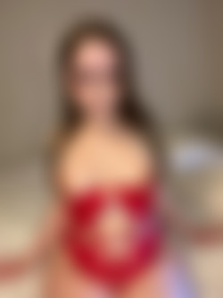 [OnlyFans.com] ZoeyUSO - Site Rip/Images/1f8ba240-8617-40a8-83e1-5fe335d1eb0c.jpg