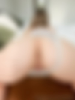 [OnlyFans.com] ZoeyUSO - Site Rip/Images/006606f1-eeee-4b43-8157-2c01b112eb18.jpg