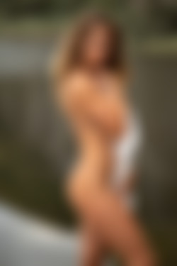 2022phdee/2022-03/[photodromm] 2022-03-16 Goldie - Marinello's Lakes II (x46, 3000 px)/Marinello's Lakes II (13).jpg