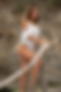 2022phdee/2022-03/[photodromm] 2022-03-16 Goldie - Marinello's Lakes II (x46, 3000 px)/Marinello's Lakes II (4).jpg