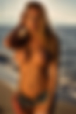 [photodromm.com] 2017-10/[photodromm.com] - 2017.10.04 - Brittie - Warm Wet Sands (x46) 2000x3000/13l.jpg