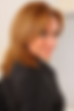 Only Secretaries In Suits 12.01.2012 - 26.12.2012/5th June 2012/Paige D_xhtafepo/3u4_0007.JPG