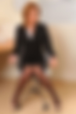 Only Secretaries In Suits 12.01.2012 - 26.12.2012/5th June 2012/Paige D_xhtafepo/3u4_0010.JPG