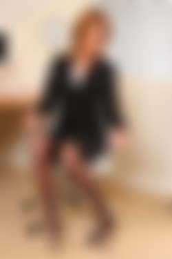 Only Secretaries In Suits 12.01.2012 - 26.12.2012/5th June 2012/Paige D_xhtafepo/3u4_0011.JPG