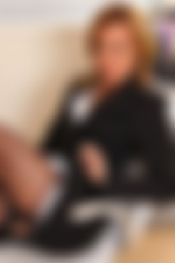 Only Secretaries In Suits 12.01.2012 - 26.12.2012/5th June 2012/Paige D_xhtafepo/3u4_0015.JPG