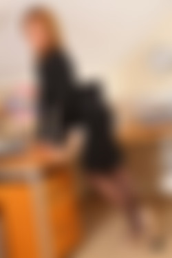Only Secretaries In Suits 12.01.2012 - 26.12.2012/5th June 2012/Paige D_xhtafepo/3u4_0023.JPG