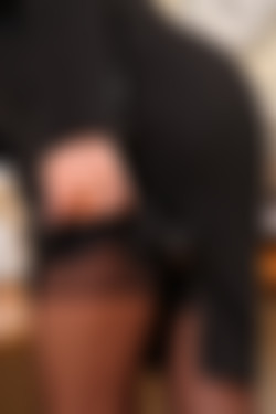 Only Secretaries In Suits 12.01.2012 - 26.12.2012/5th June 2012/Paige D_xhtafepo/3u4_0025.JPG