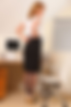 Only Secretaries In Suits 12.01.2012 - 26.12.2012/5th June 2012/Paige D_xhtafepo/3u4_0043.JPG