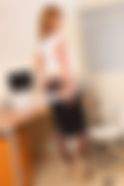 Only Secretaries In Suits 12.01.2012 - 26.12.2012/5th June 2012/Paige D_xhtafepo/3u4_0046.JPG
