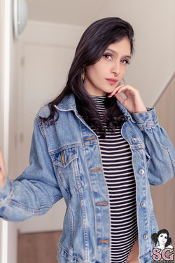 Ligeiah/2020-10-15 Look At Your Game Girl/01.jpg