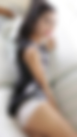 HelloLadyboy.com 2/Wine_Romance/wine1_romance_089-by-am.jpg