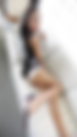 HelloLadyboy.com 2/Wine_Romance/wine1_romance_090-by-am.jpg