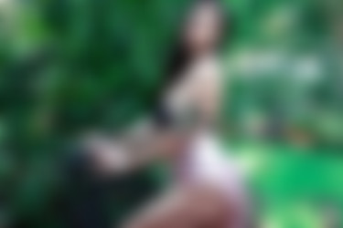 Gold3nchild/2019-05-06 Frolic with Me/16.jpg