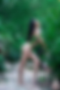 Gold3nchild/2019-05-06 Frolic with Me/22.jpg