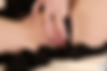 [Nubiles.net] 2009-03-31 Aliz (Bedroom)/aliz_s1-020.jpg