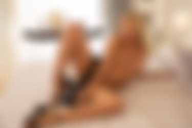 [PHD] 2024-06/2024-06-16 Anabel - New Queen Sized Bed 2/11l.jpg