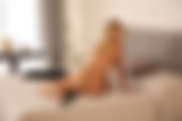 [PHD] 2024-06/2024-06-16 Anabel - New Queen Sized Bed 2/17l.jpg