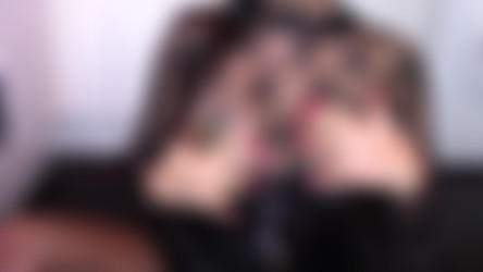 EvaMarie88/Clips/EvaMarie88 - Goth Girls Shitter.mp4