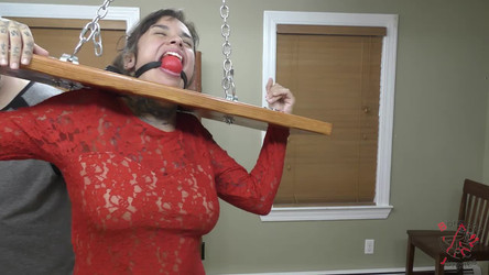 bonjun21/Amy vs. Extra Security.mp4